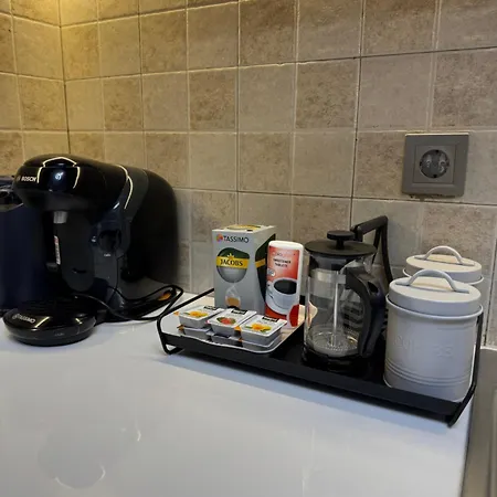 Mnemes شقة نيوي إيبيفاتاي