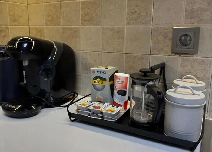 Mnemes Apartament Néoi Epivátai